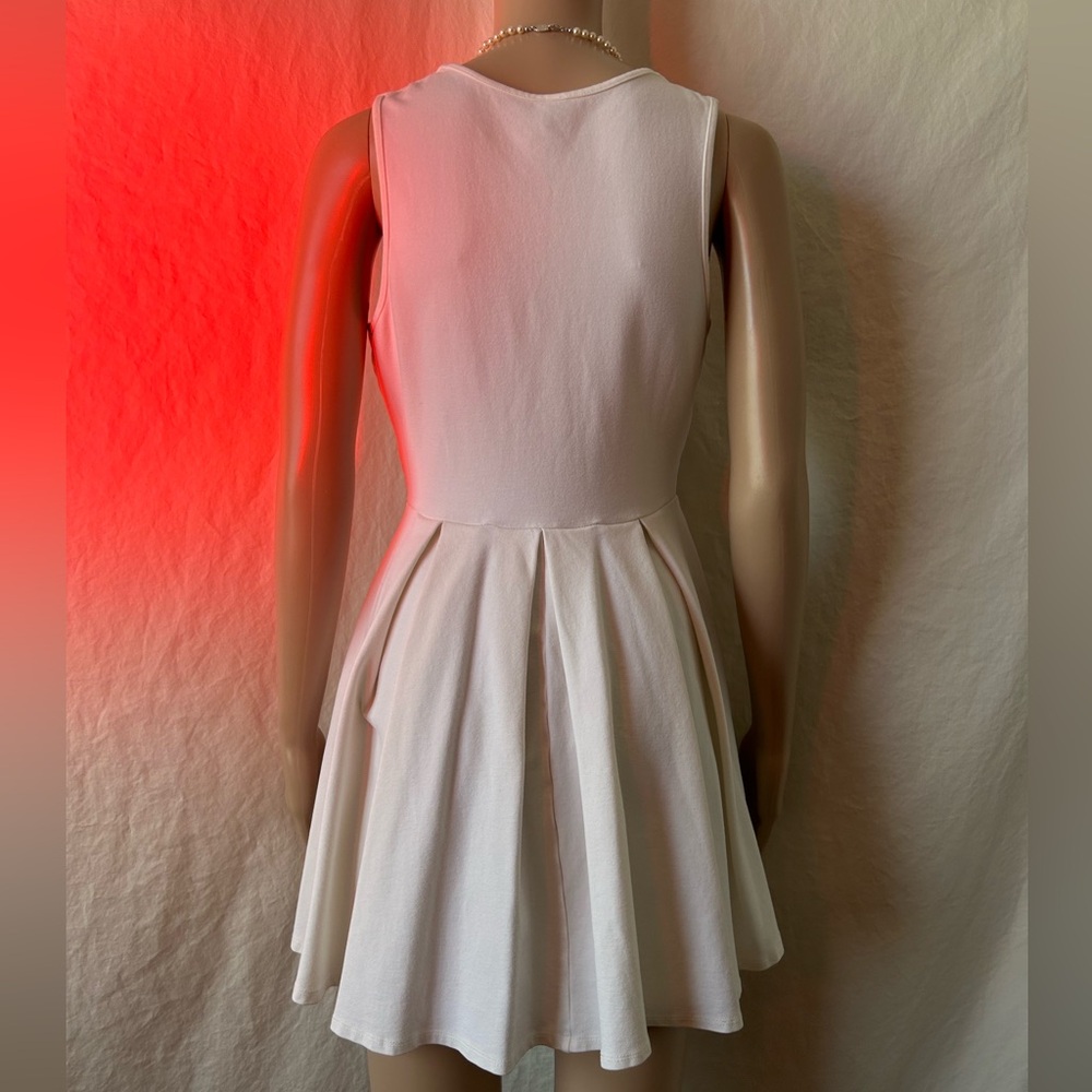 WINDSOR White Mini Dress - Picture 4 of 6